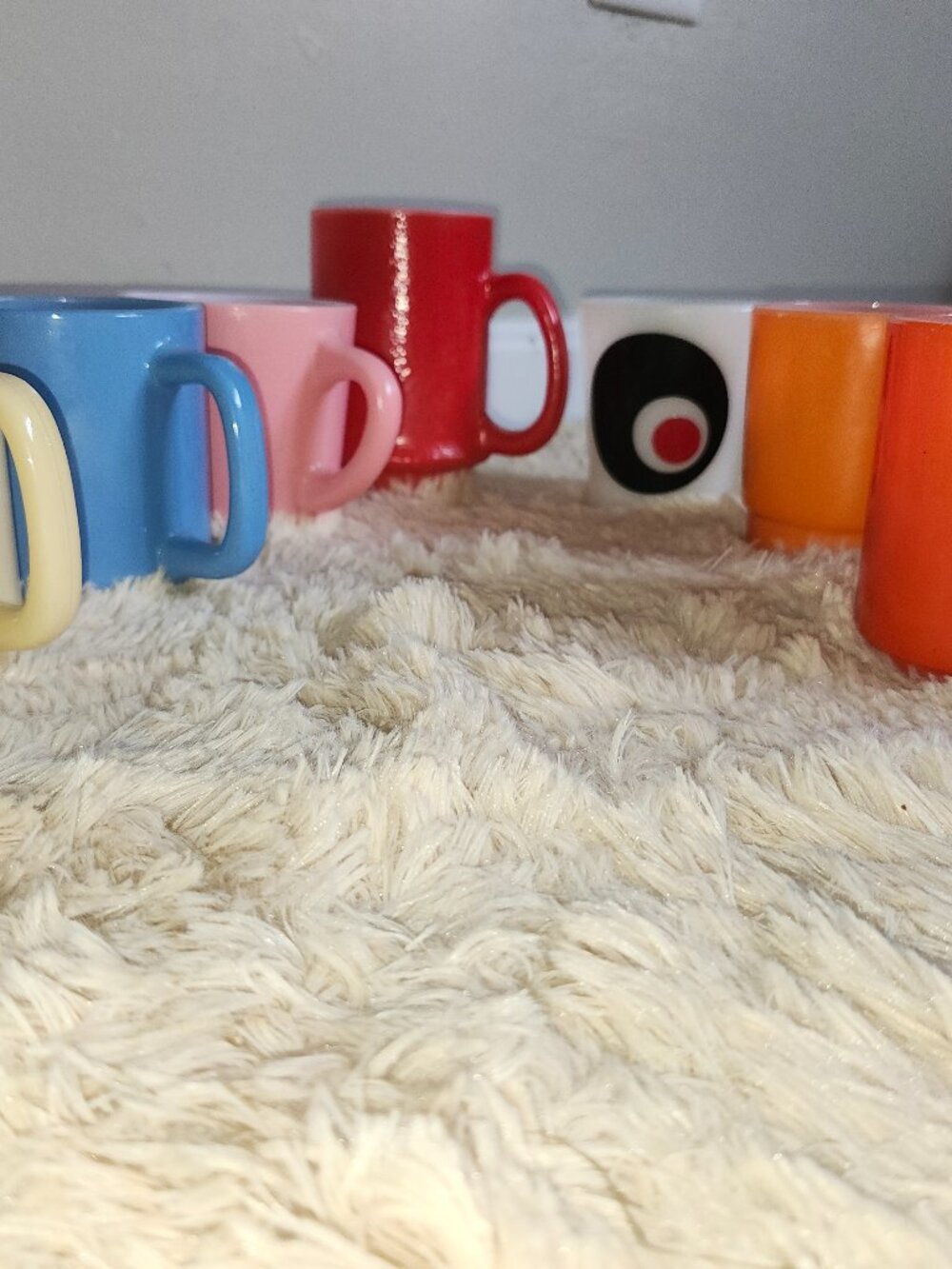 Fire king, Hazel Atlas milk glass colorful mugs
